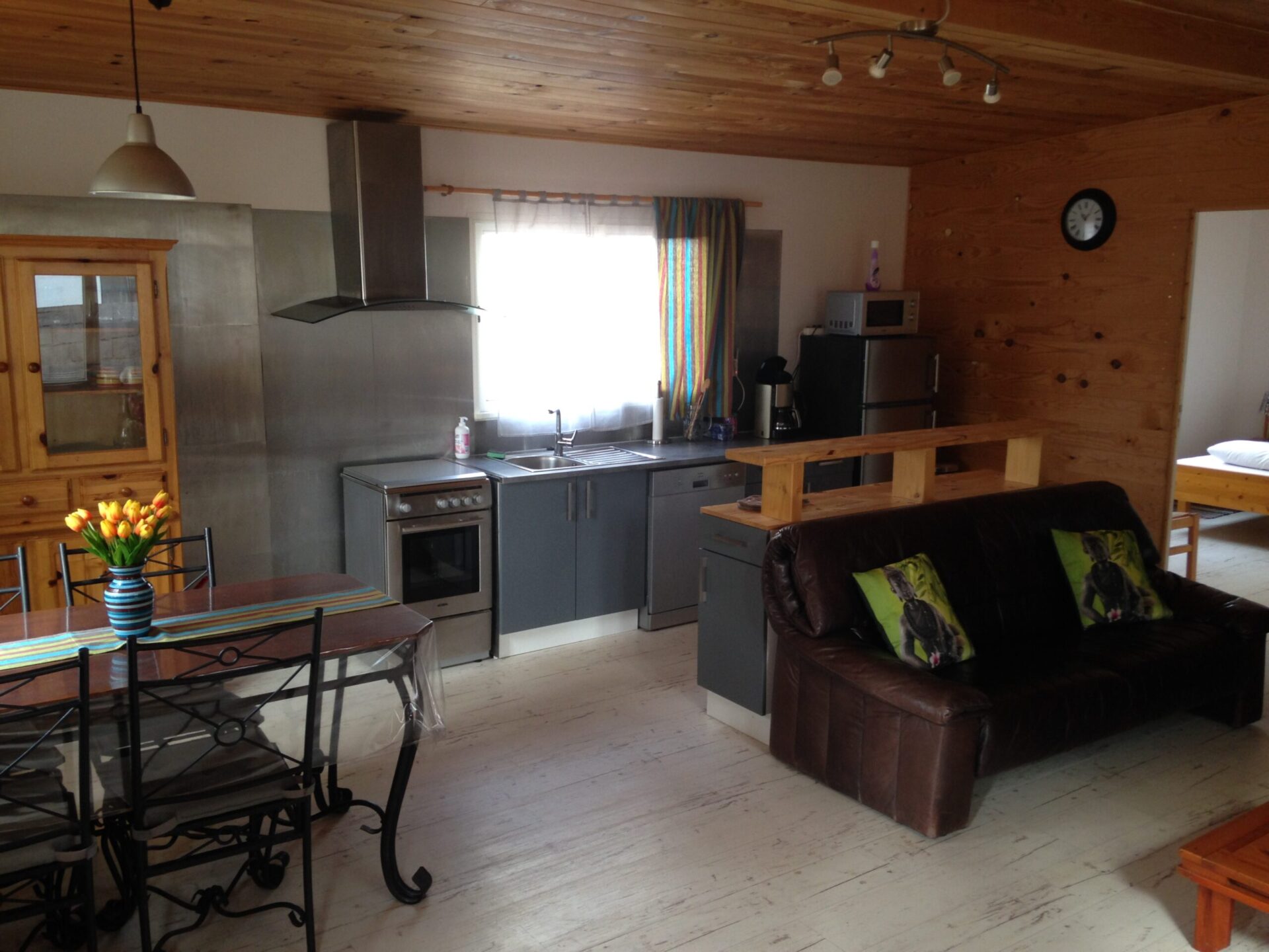 Chalet Beziers cuisine manger